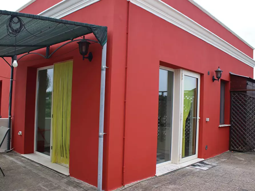 Immagine 134 di Villa in vendita  in via otranto 26 a Grottaglie