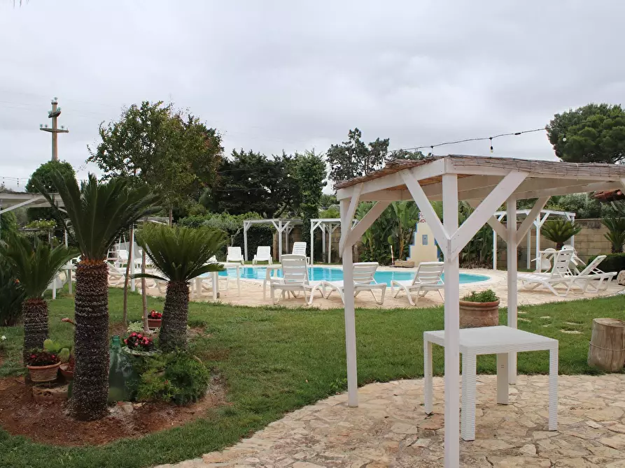 Immagine 141 di Villa in vendita  in via otranto 26 a Grottaglie