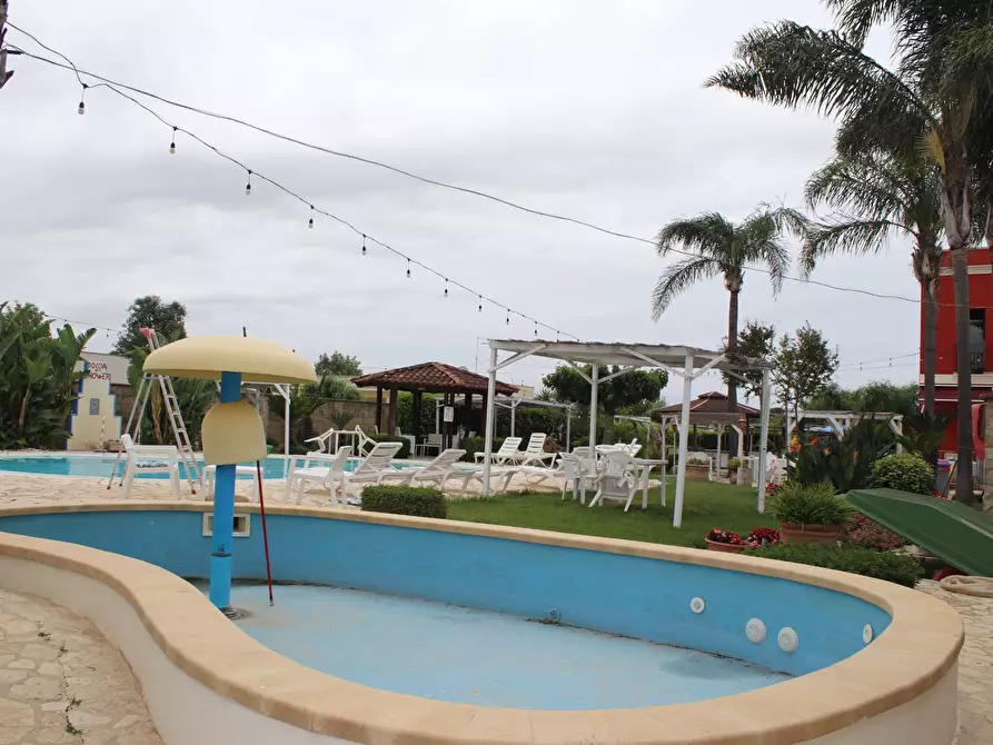 Immagine 152 di Villa in vendita  in via otranto 26 a Grottaglie