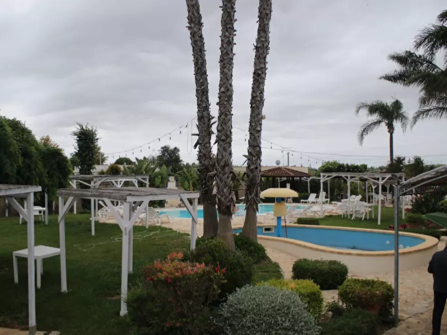 Immagine 1 di Villa in vendita  in via otranto 26 a Grottaglie