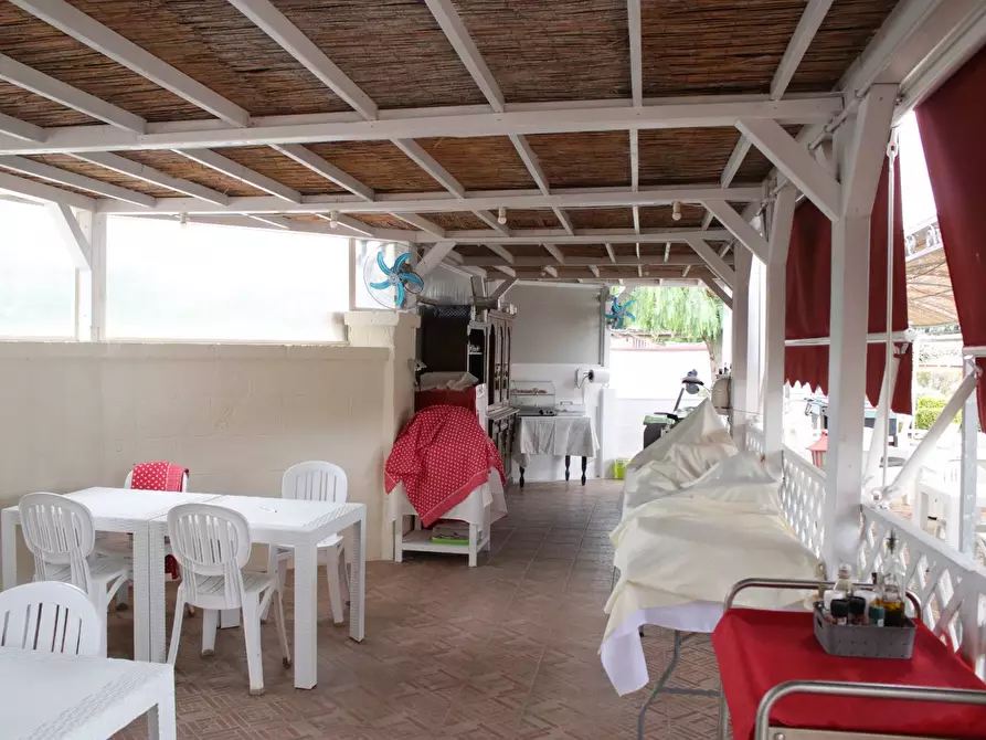 Immagine 13 di Villa in vendita  in via otranto 26 a Grottaglie