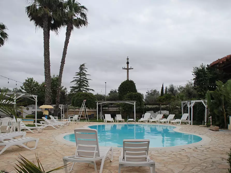 Immagine 16 di Villa in vendita  in via otranto 26 a Grottaglie