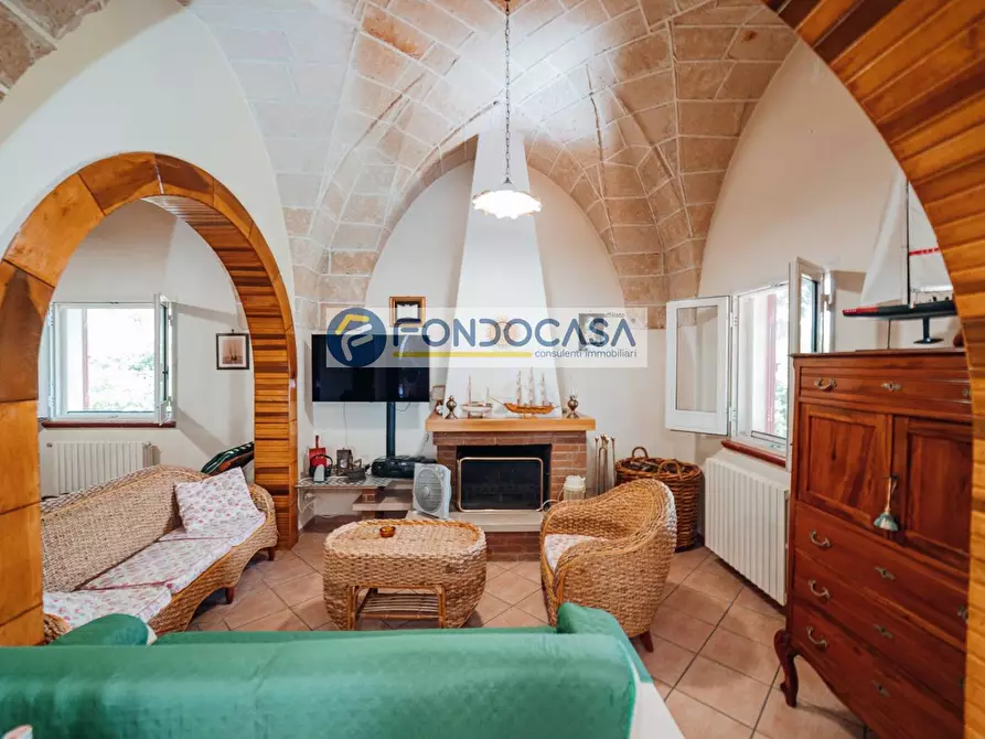 Immagine 15 di Villa in vendita  in Contrada Chiani a Oria