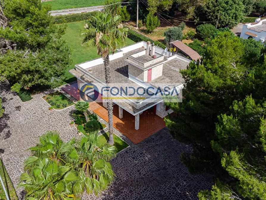 Immagine 21 di Villa in vendita  in Contrada Chiani a Oria