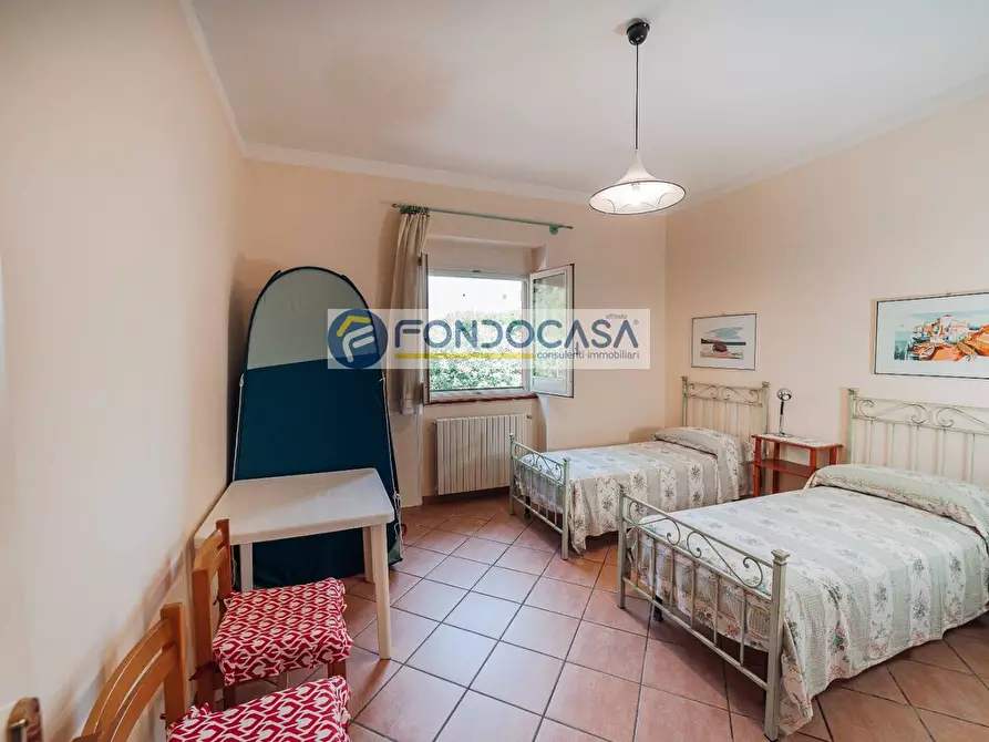 Immagine 18 di Villa in vendita  in Contrada Chiani a Oria