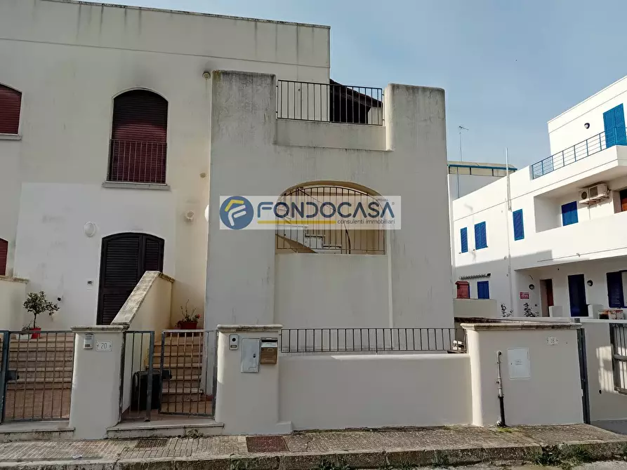 Immagine 14 di Appartamento in vendita  in Via Monsignor Vittorio Boccadamo a Castro