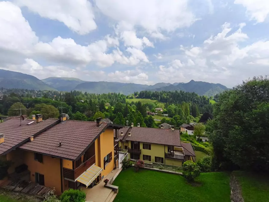 Immagine 3 di Appartamento in vendita  in Via Cluren 4 a Ardesio