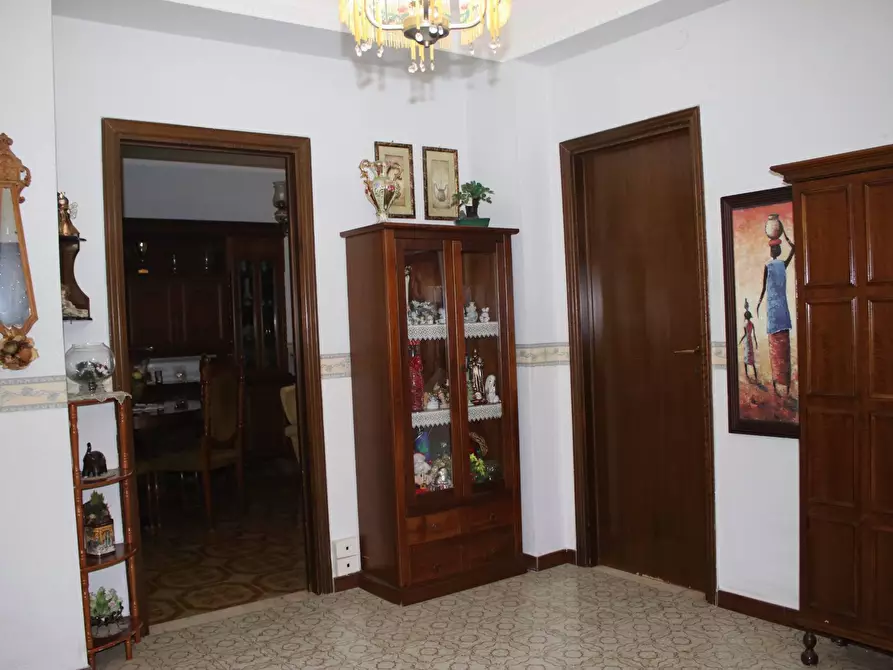 Immagine 2 di Villa in vendita  in via giordano 21 a San Giorgio Ionico