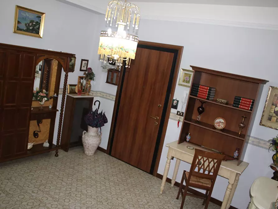 Immagine 13 di Villa in vendita  in via giordano 21 a San Giorgio Ionico