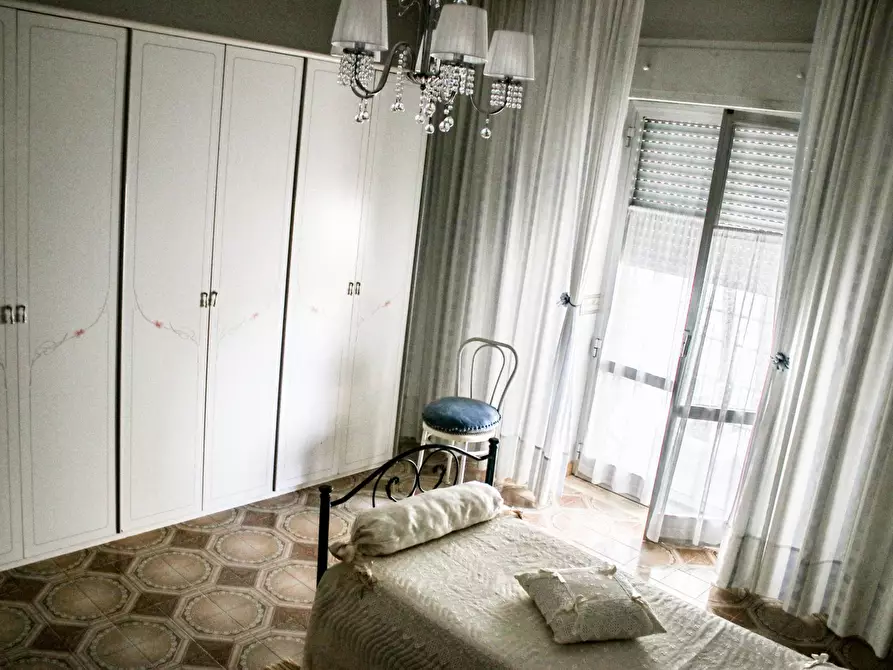 Immagine 18 di Villa in vendita  in via giordano 21 a San Giorgio Ionico