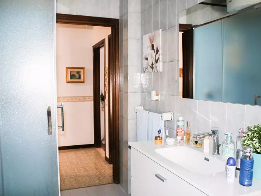 Immagine 22 di Villa in vendita  in via giordano 21 a San Giorgio Ionico