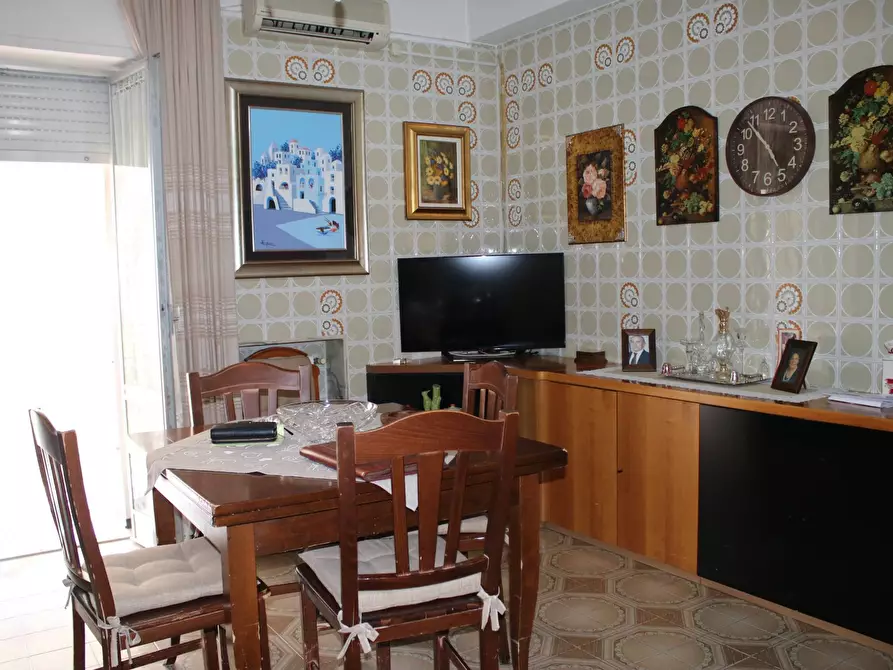 Immagine 36 di Villa in vendita  in via giordano 21 a San Giorgio Ionico