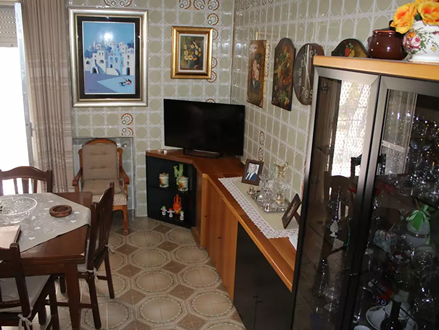 Immagine 38 di Villa in vendita  in via giordano 21 a San Giorgio Ionico