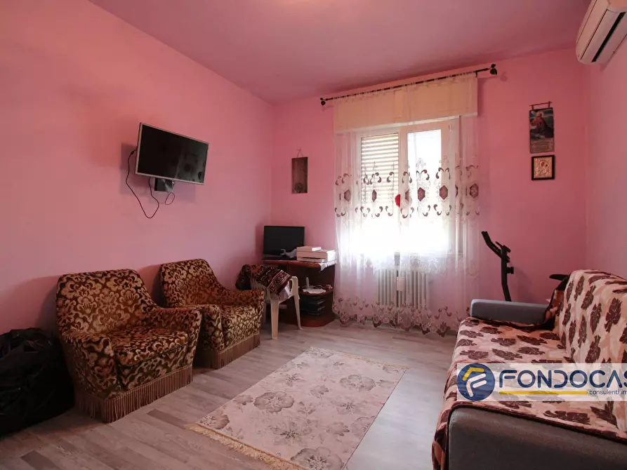 Immagine 14 di Appartamento in vendita  in Viale della repubblica a Montopoli In Val D'arno