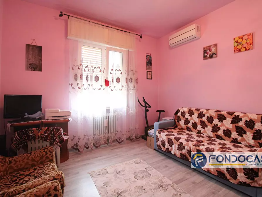 Immagine 16 di Appartamento in vendita  in Viale della repubblica a Montopoli In Val D'arno