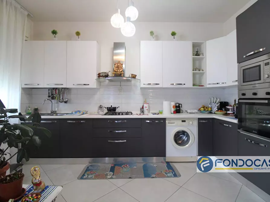 Immagine 6 di Appartamento in vendita  in Viale della repubblica a Montopoli In Val D'arno