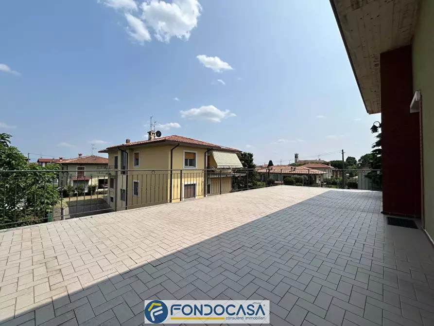 Immagine 28 di Villa in vendita  a Cazzago San Martino