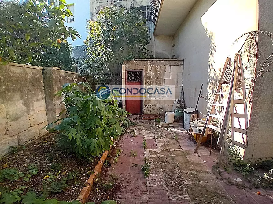 Immagine 26 di Casa indipendente in vendita  in Via Clementina Palma 51 a Maglie