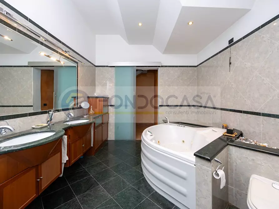 Immagine 13 di Casa semindipendente in vendita  a Sesto San Giovanni