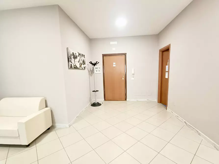 Immagine 6 di Ufficio in vendita  a Casalnuovo Di Napoli