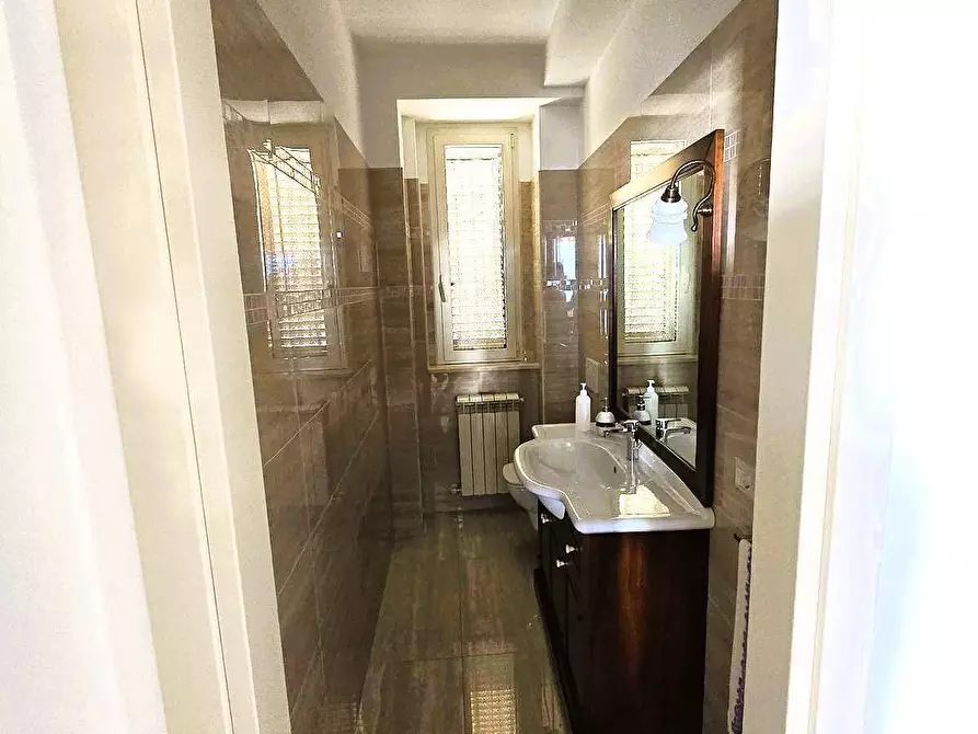 Immagine 15 di Casa indipendente in vendita  in Via Custoza 59 a San Benedetto Del Tronto