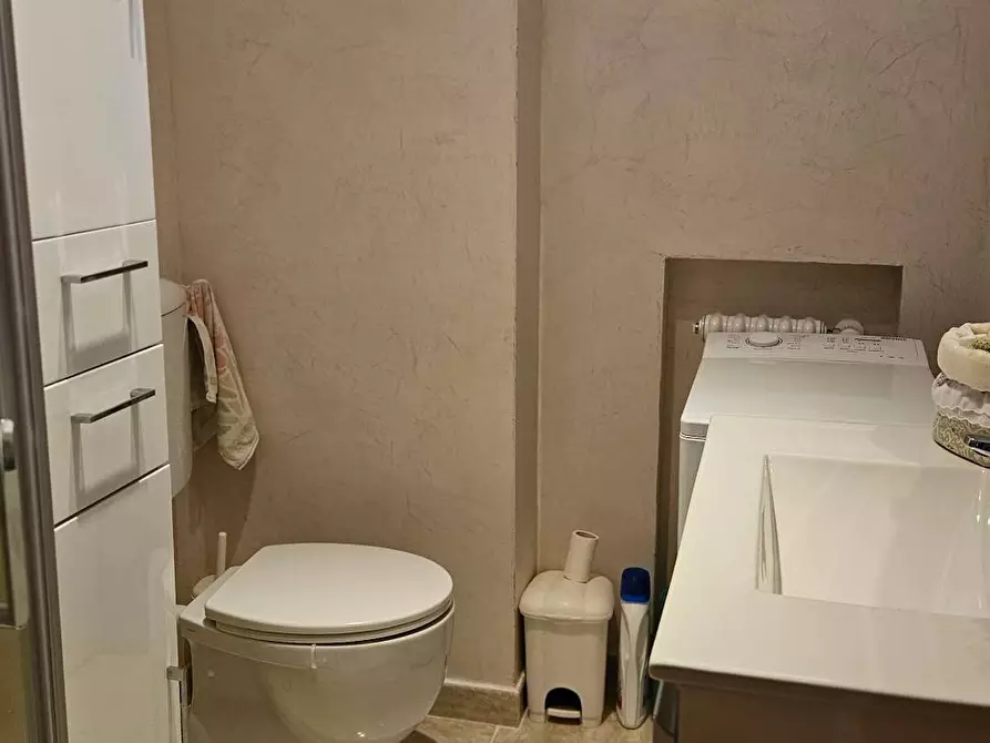 Immagine 8 di Appartamento in vendita  in Viale Michelangelo a Ravenna