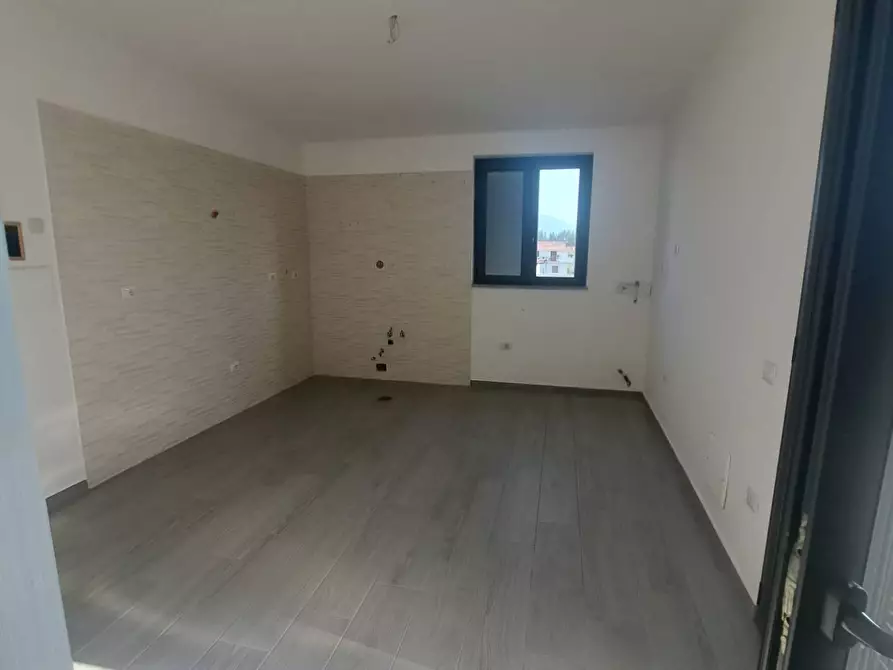 Immagine 3 di Appartamento in affitto  a Brusciano