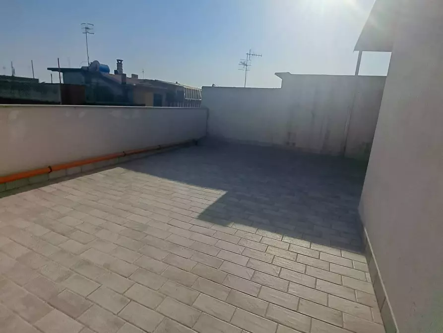 Immagine 2 di Appartamento in affitto  a Brusciano