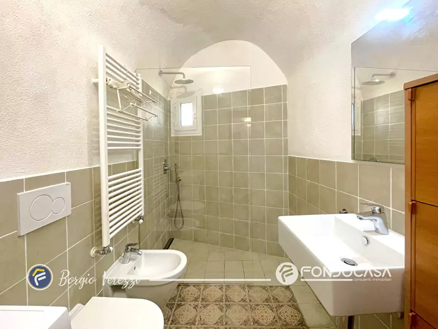 Immagine 41 di Appartamento in vendita  in Via Poggio a Borgio Verezzi