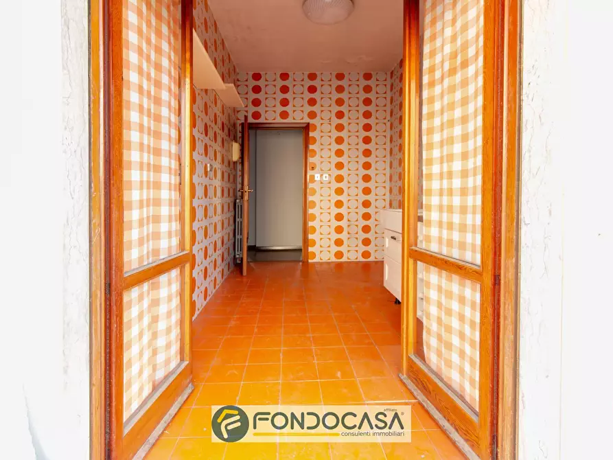 Immagine 19 di Appartamento in vendita  in via fiume 68 a Salerno