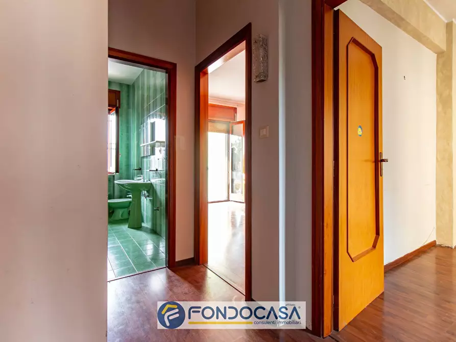 Immagine 24 di Appartamento in vendita  in via fiume 68 a Salerno