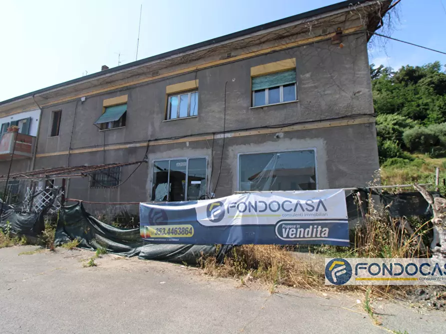 Immagine 30 di Casa semindipendente in vendita  in Via Lungomonte a Montopoli In Val D'arno