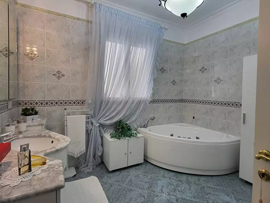 Immagine 16 di Appartamento in vendita  in Via dei Giacinti 8 a San Pietro Vernotico