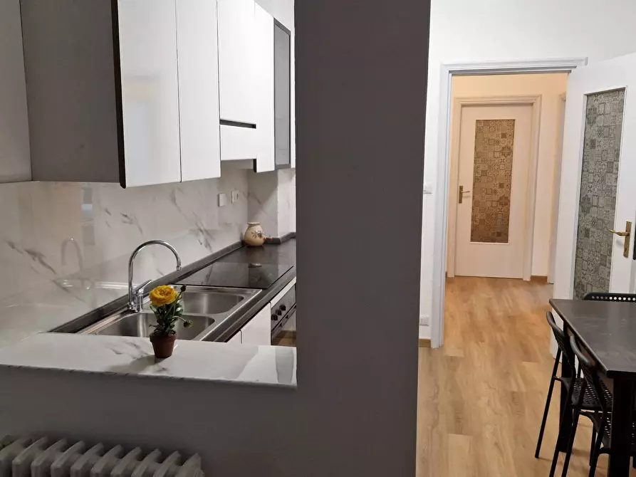 Immagine 2 di Appartamento in affitto  in Via Cortemilia a Torino