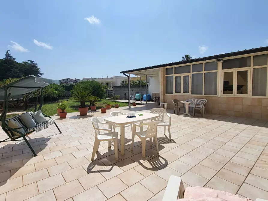 Immagine 1 di Appartamento in vendita  in Via De Giacinti 2 a San Pietro Vernotico