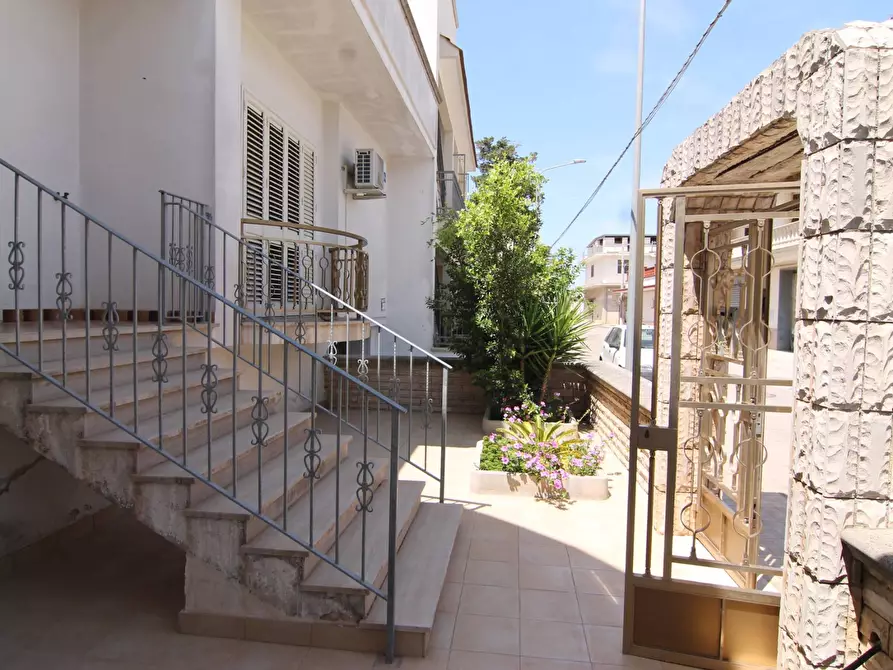 Immagine 1 di Appartamento in vendita  in via daniele manin 30 a Sava