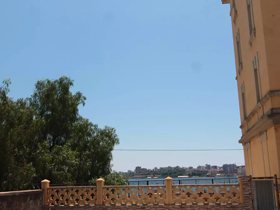 Immagine 8 di Appartamento in vendita  in via croce 2 a Taranto