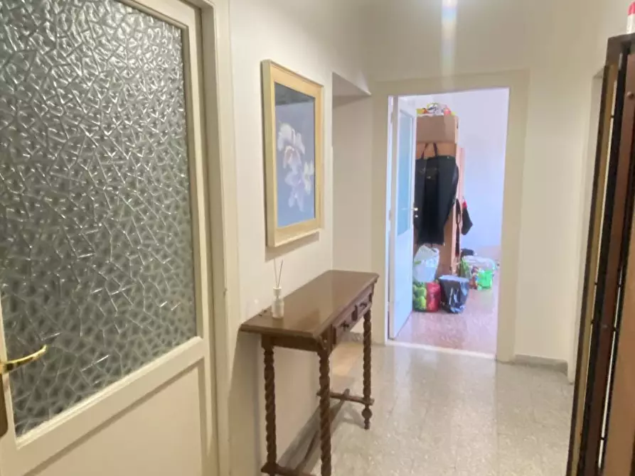 Immagine 5 di Appartamento in vendita  in via croce 2 a Taranto