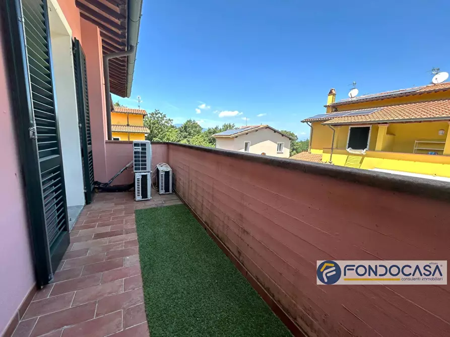 Immagine 21 di Villetta a schiera in vendita  in Via Cerretti a Montopoli In Val D'arno