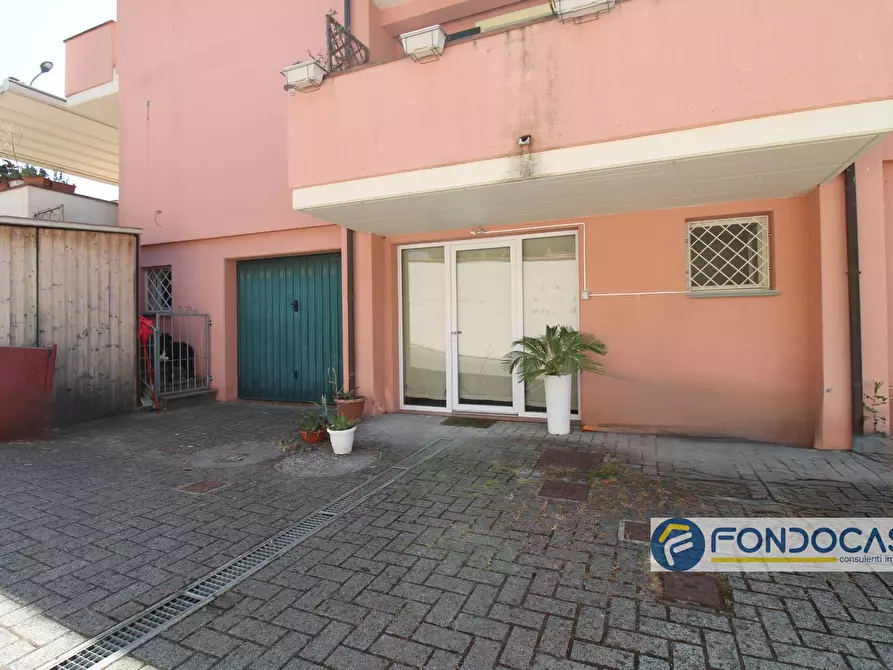 Immagine 31 di Villetta a schiera in vendita  in Via Cerretti a Montopoli In Val D'arno