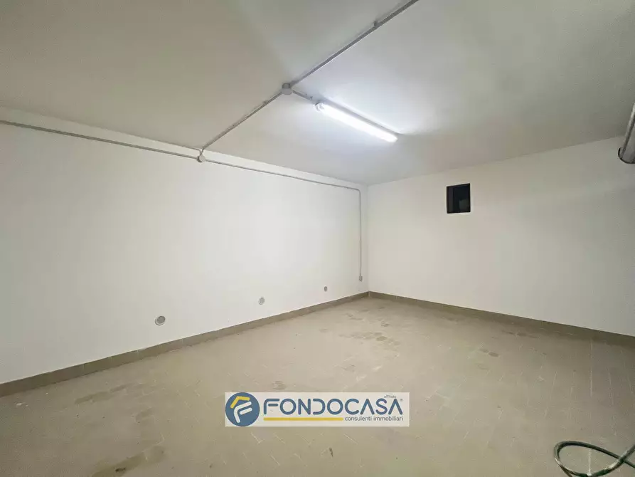 Immagine 6 di Box auto in vendita  in via fratelli cervi 5 a Sant'antimo