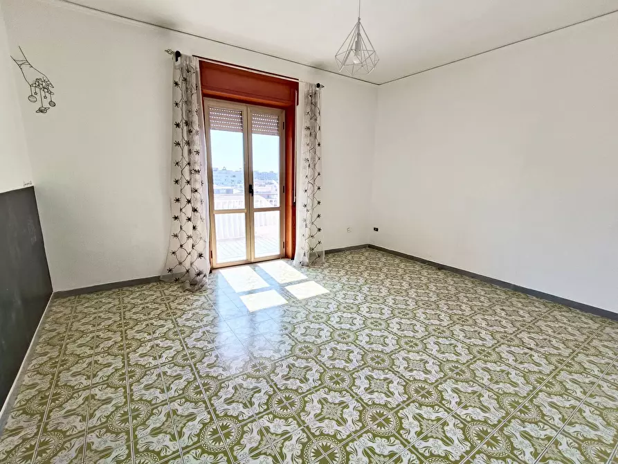 Immagine 11 di Appartamento in affitto  a Giugliano In Campania