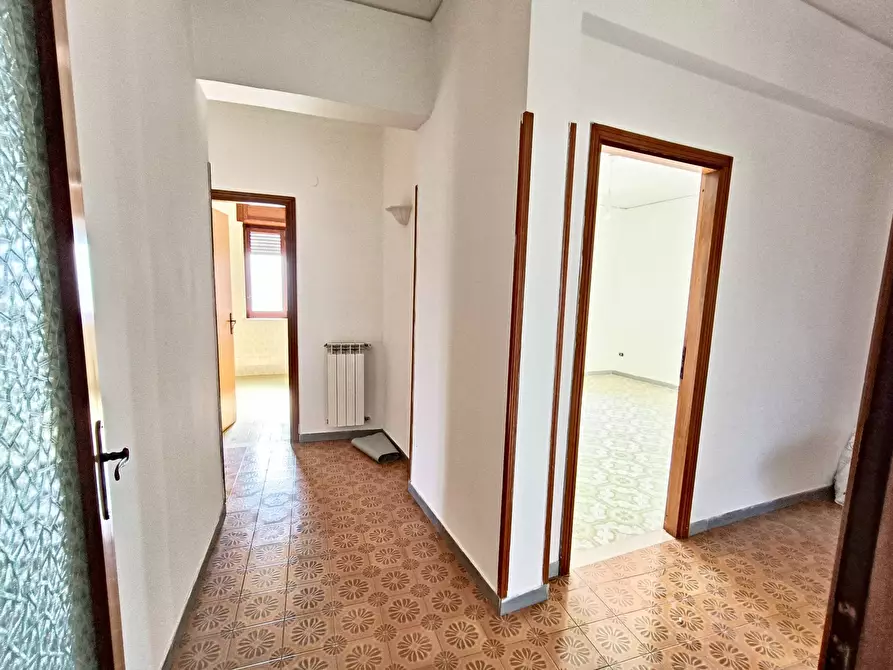 Immagine 13 di Appartamento in affitto  a Giugliano In Campania