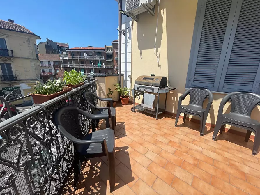Immagine 3 di Appartamento in vendita  in Corso Emilia 10 a Torino
