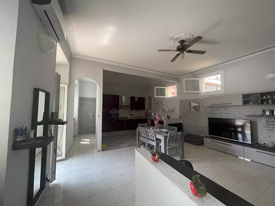 Immagine 5 di Appartamento in vendita  in Corso Emilia 10 a Torino