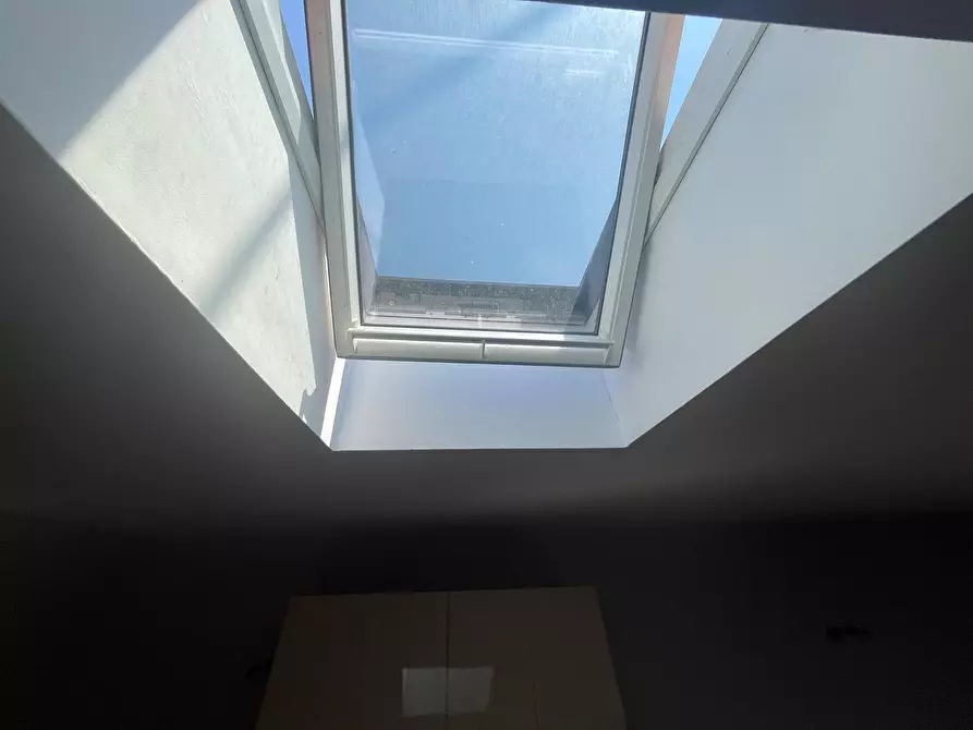 Immagine 29 di Appartamento in vendita  in Corso Emilia 10 a Torino