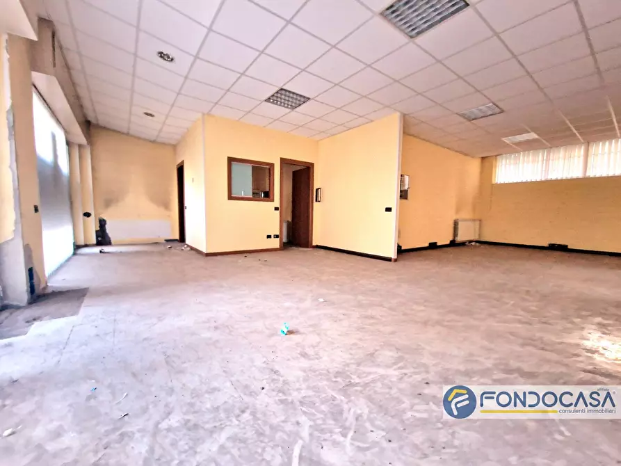 Immagine 6 di Locale commerciale in vendita  in Marconi 69/A a Villa Carcina