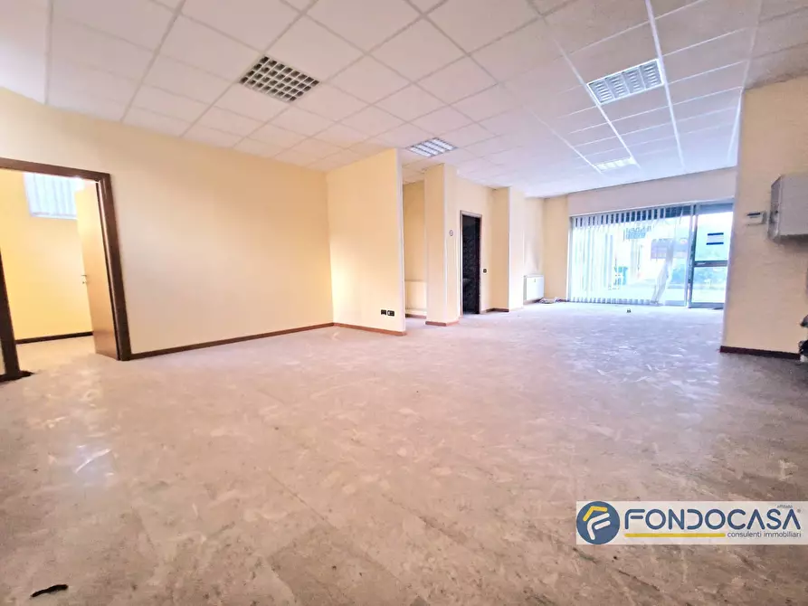 Immagine 4 di Locale commerciale in vendita  in Marconi 69/A a Villa Carcina