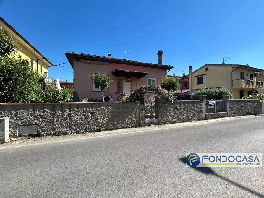 Immagine 3 di Villa in vendita  in Via Lungomonte a Montopoli In Val D'arno