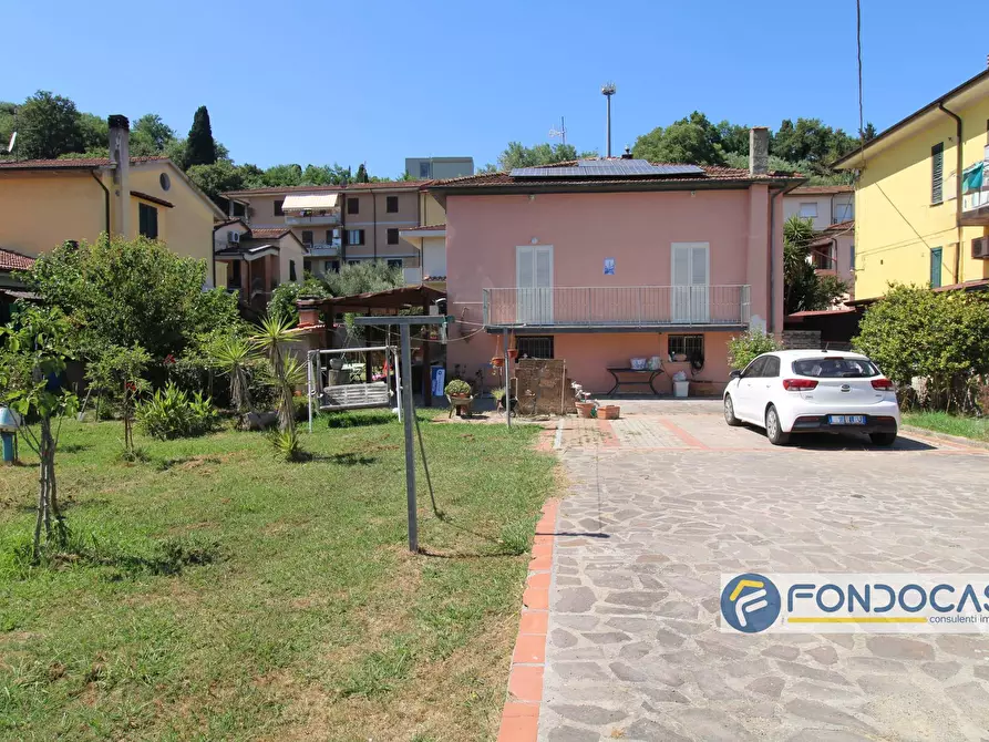 Immagine 11 di Villa in vendita  in Via Lungomonte a Montopoli In Val D'arno